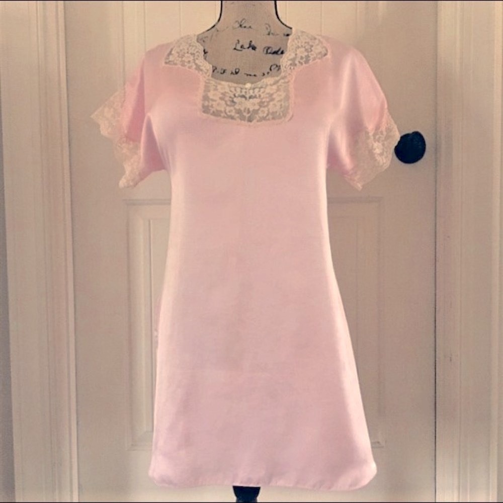 Victoria Secret Sexy Silky Blush Pink Negligee Lingerie Lace Fringe Night Gown